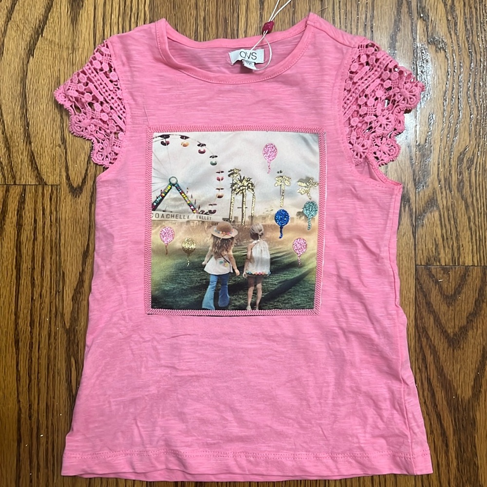 BNWT T-Shirt